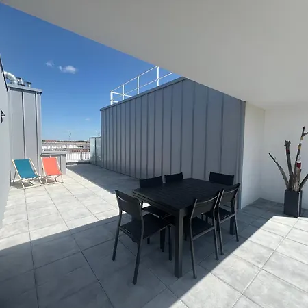 Bel Neuf Avec Terrasses A 250m De La Plage, Parking Et Ascenseur - Fr-1-539-70 Apartment *
