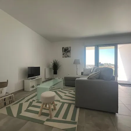 Apartment Bel Neuf Avec Terrasses A 250m De La Plage, Parking Et Ascenseur - Fr-1-539-70